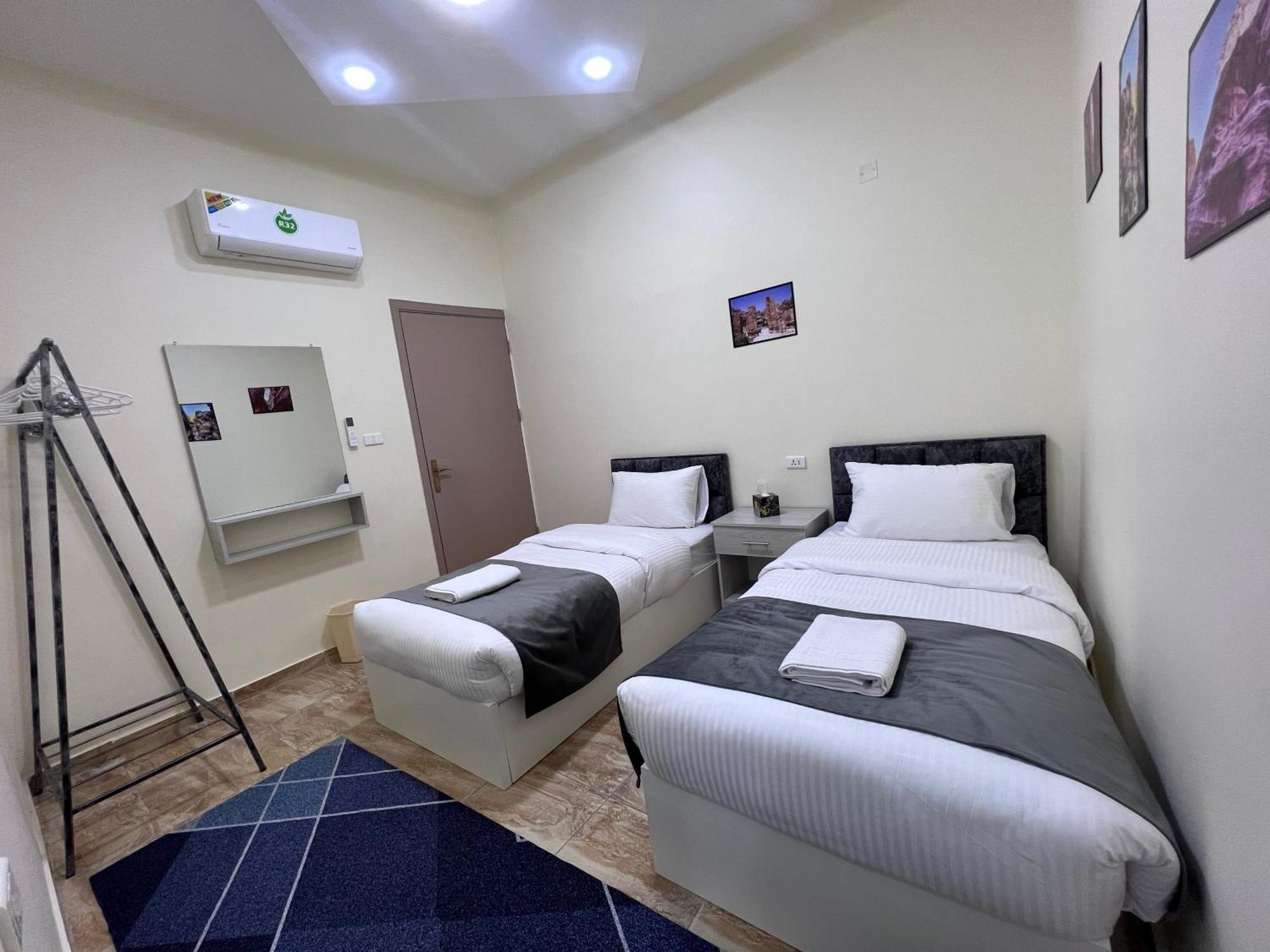 Z3 Hostel Wadi Musa Extérieur photo